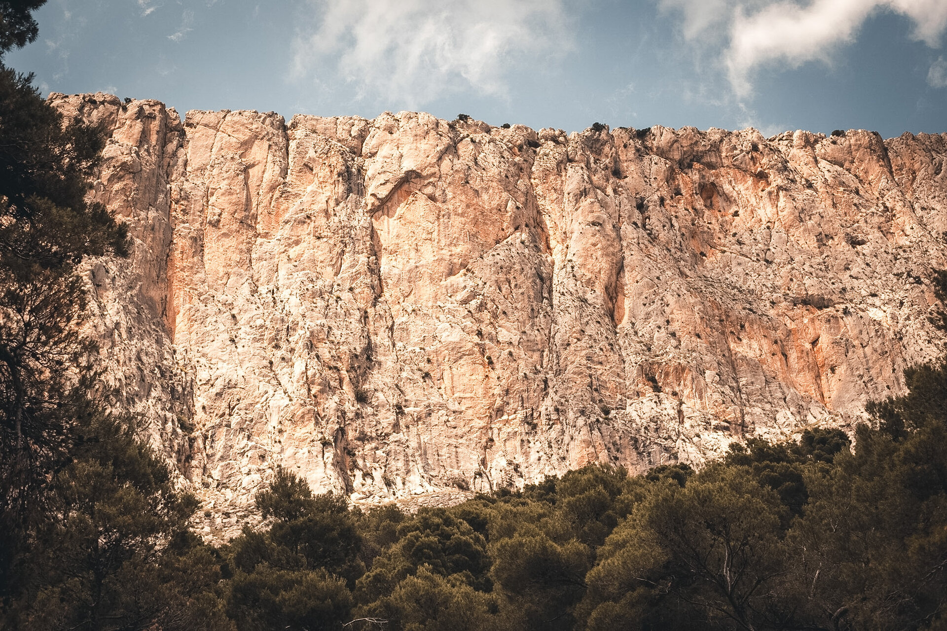 Sierra Espuña — sentier au coucher du soleil