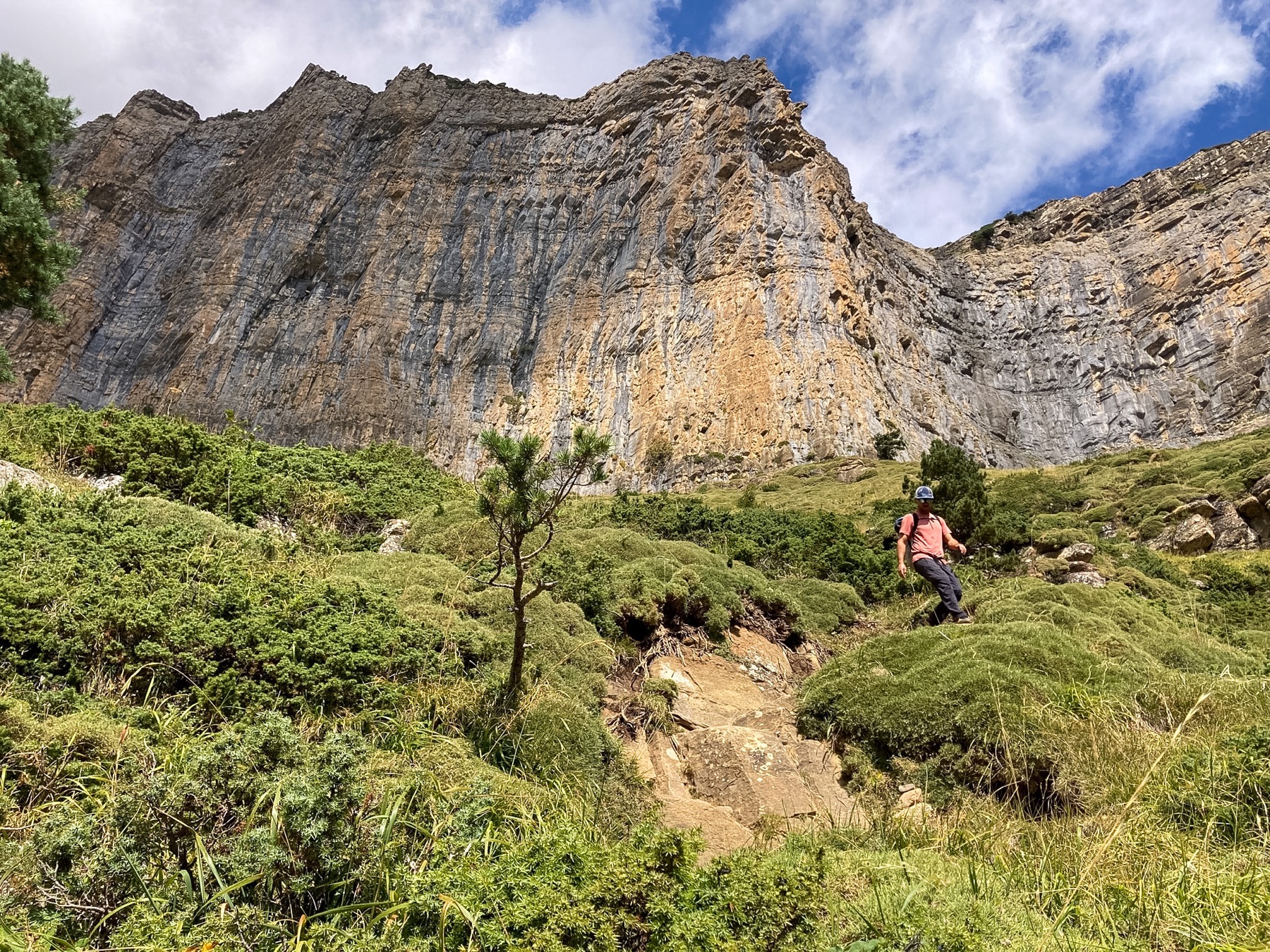Balade sous les falaises d'Ordesa